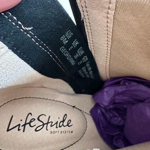 New Life Stride Gergianna Black Faux Suede Heeled Ankle Booties Women’s 8M - Picture 11 of 12